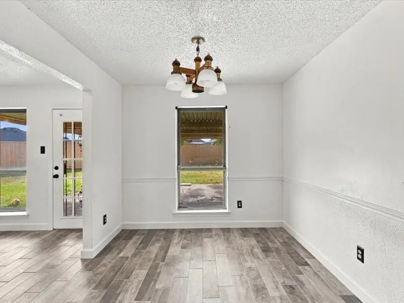 725 Southridge Court