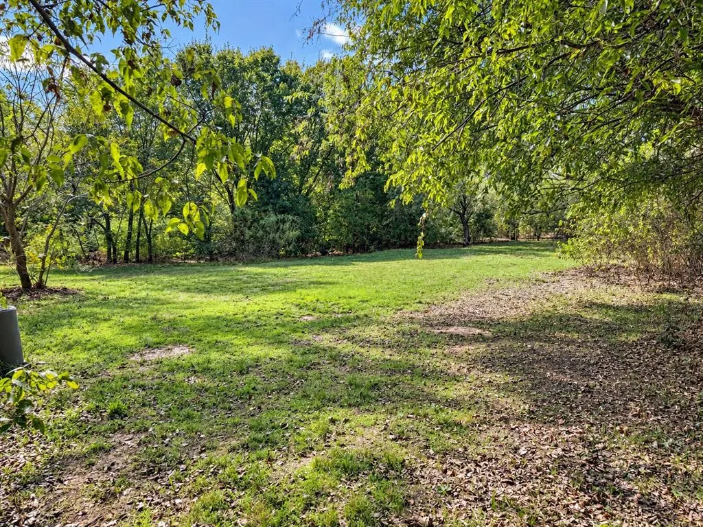 1105 Oak Drive