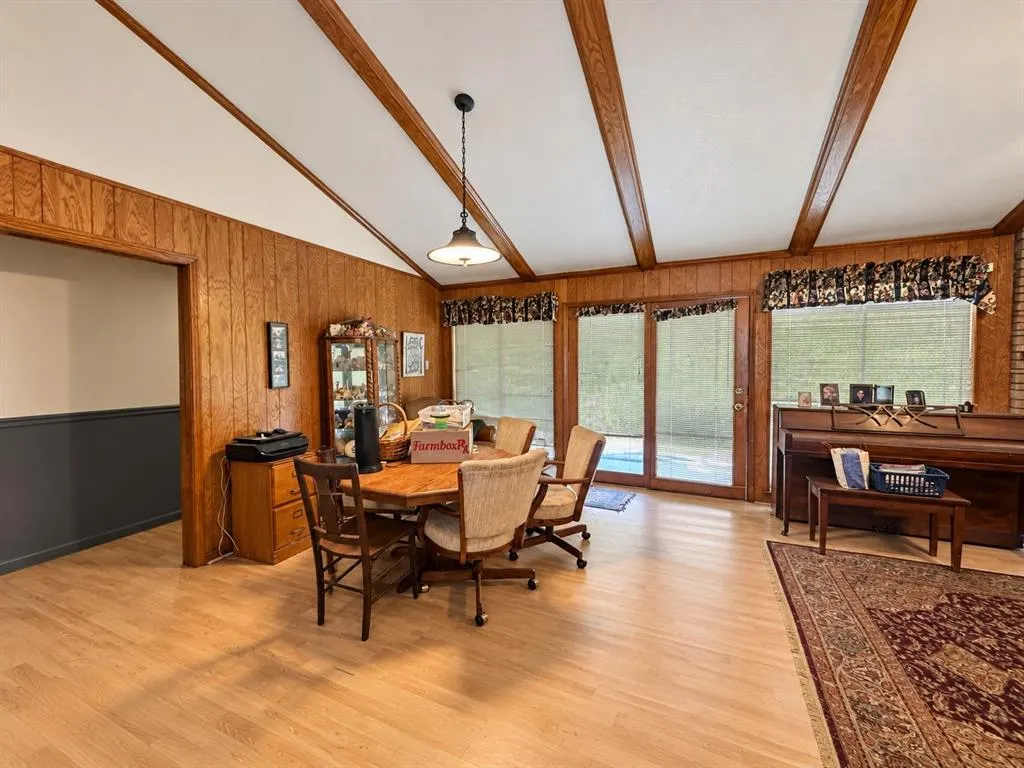 1105 Oak Drive