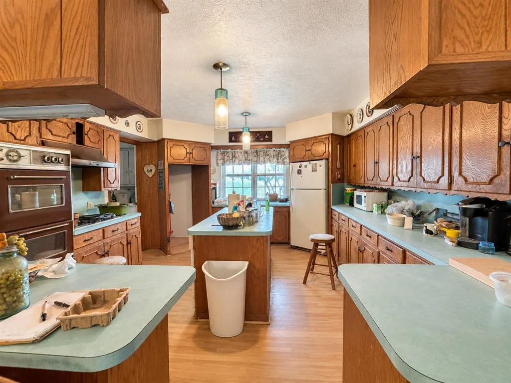 1105 Oak Drive