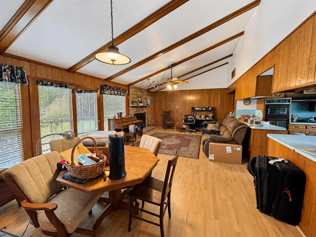 1105 Oak Drive