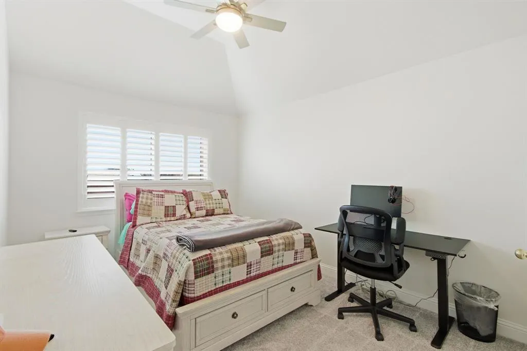 3852 Harrison Drive