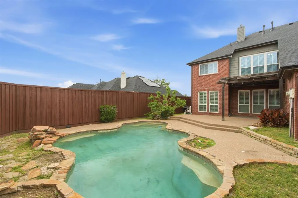 3852 Harrison Drive