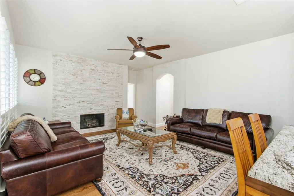 3852 Harrison Drive
