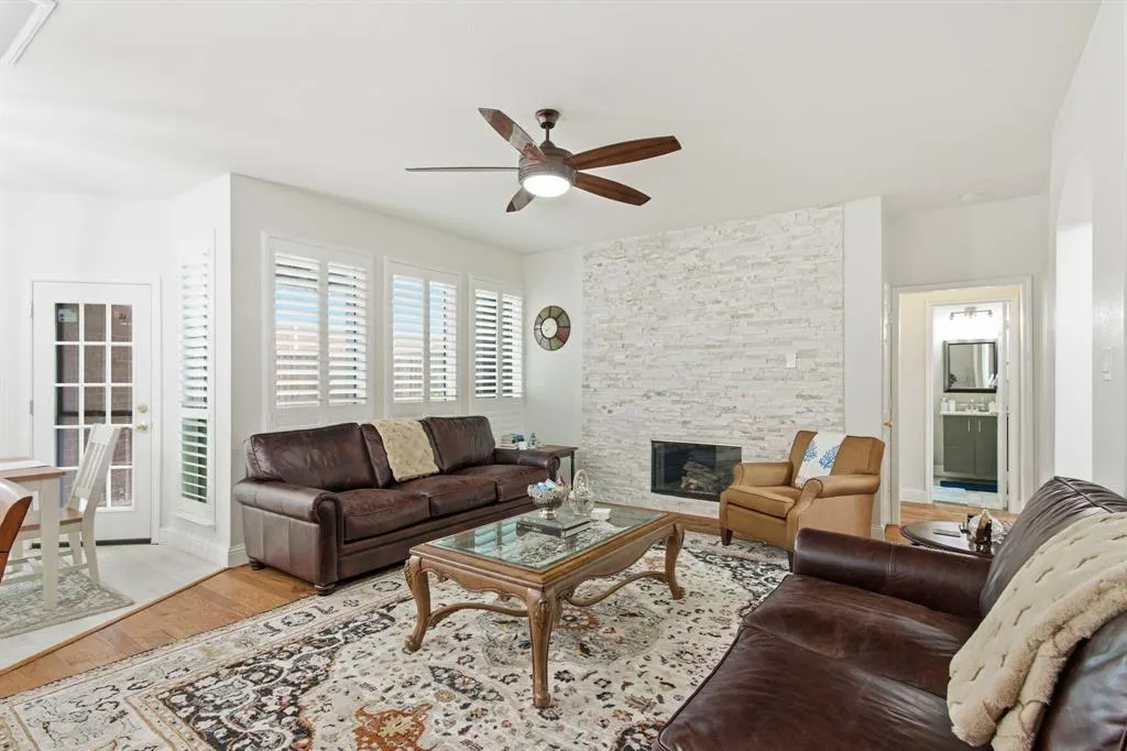 3852 Harrison Drive