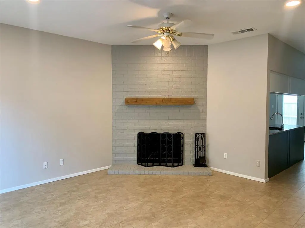 214 Samuel Boulevard #5