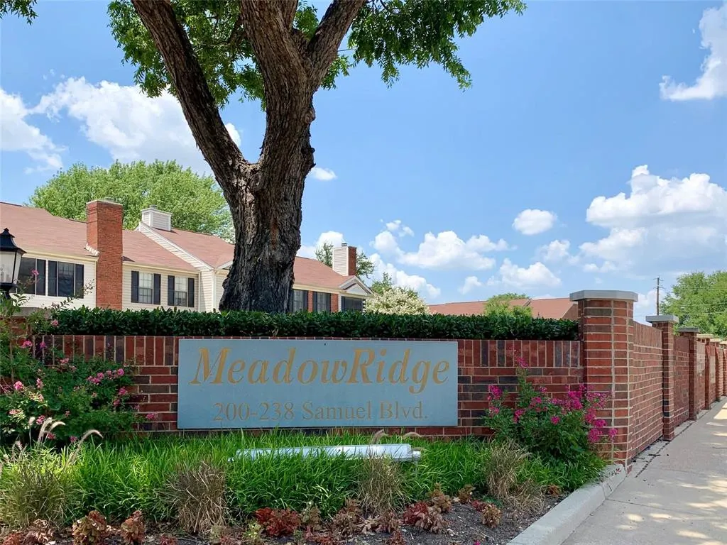 214 Samuel Boulevard #5