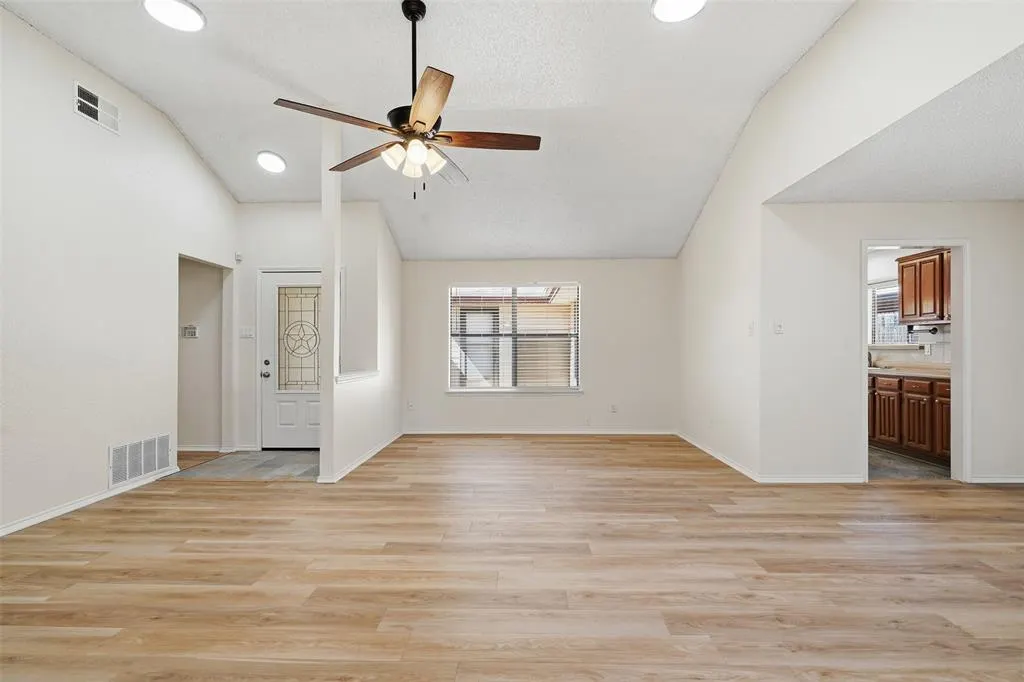 2406 Amber Hill Lane