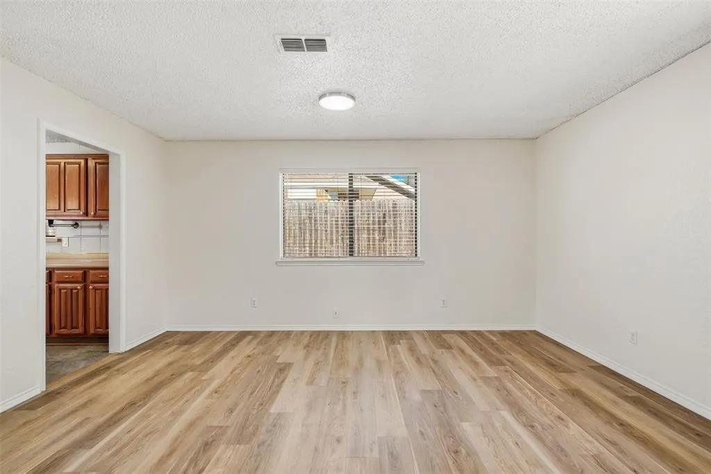 2406 Amber Hill Lane