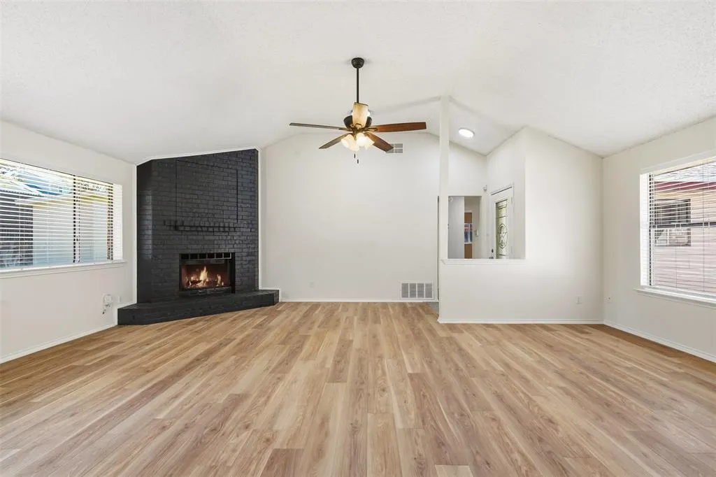 2406 Amber Hill Lane
