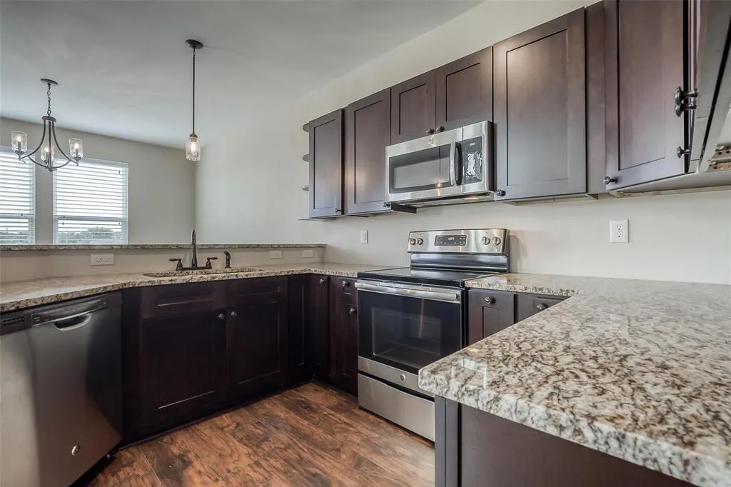 106 Eagle Meadow