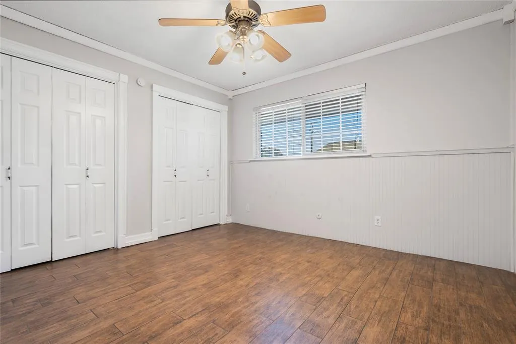 1207 W Wall Street #4