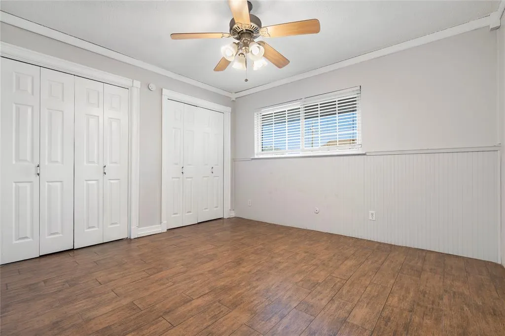 1207 W Wall Street #4