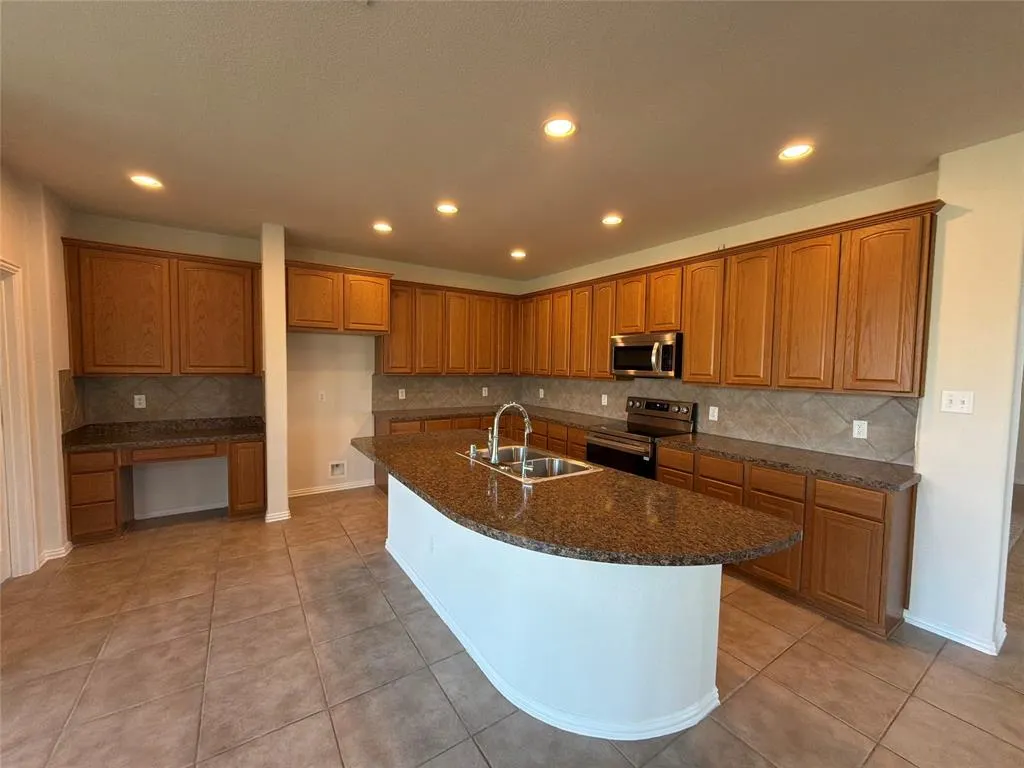2030 Uvalde Drive