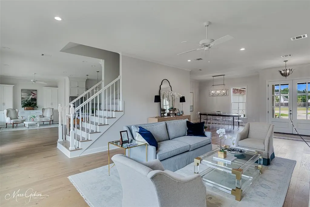 9827 Canebrake Lane