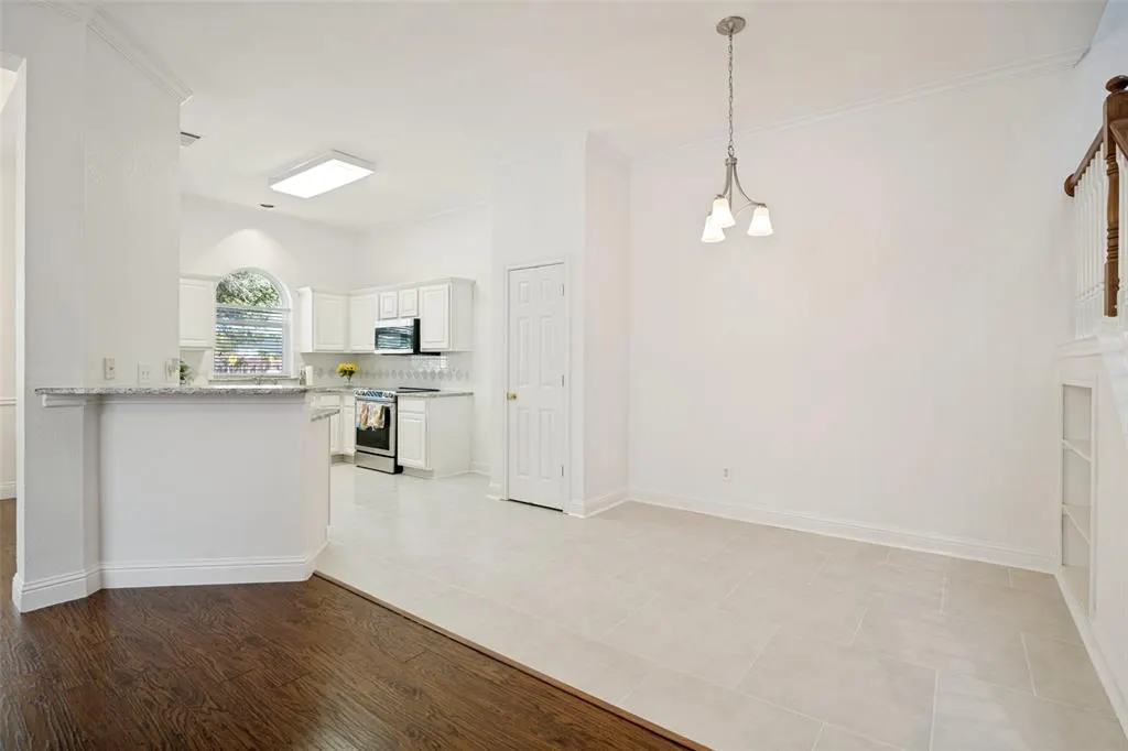 6924 Harvey Lane