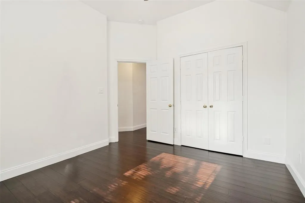 6924 Harvey Lane