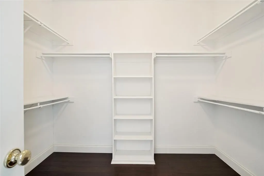 6924 Harvey Lane