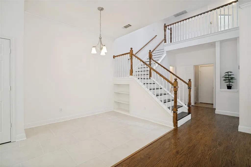 6924 Harvey Lane