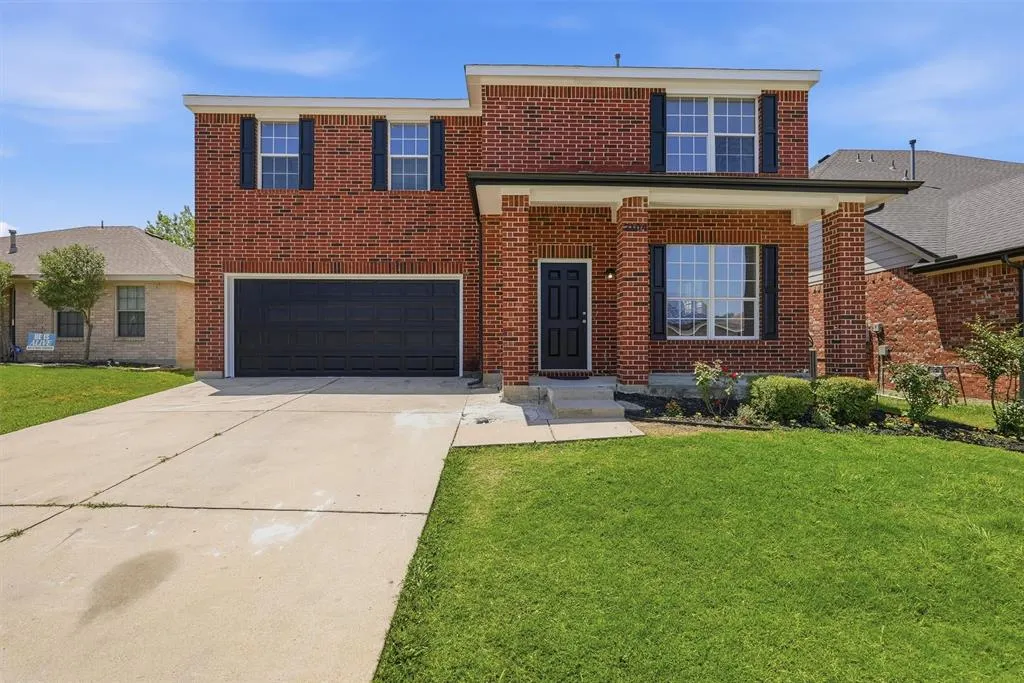 7104 Starwood Drive