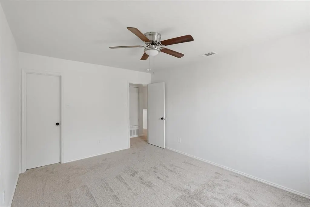 7104 Starwood Drive