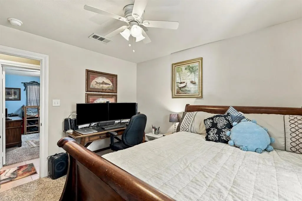 230 Oakwood Circle