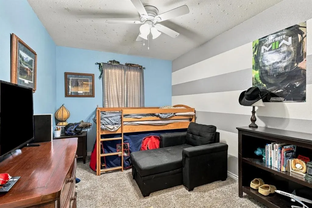 230 Oakwood Circle