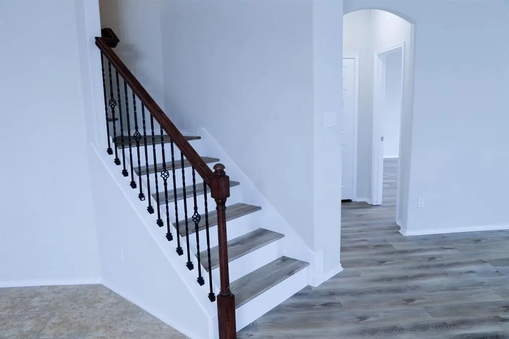 3213 Peninsula Trail