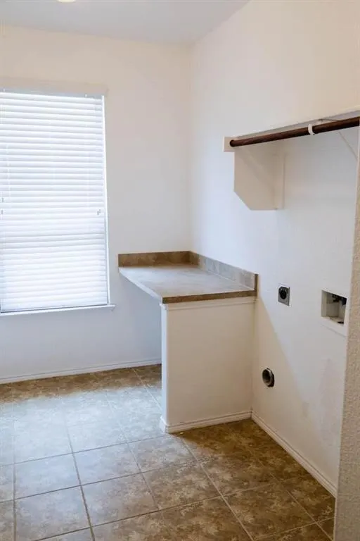 3213 Peninsula Trail