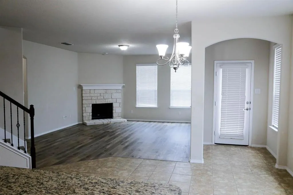 3213 Peninsula Trail
