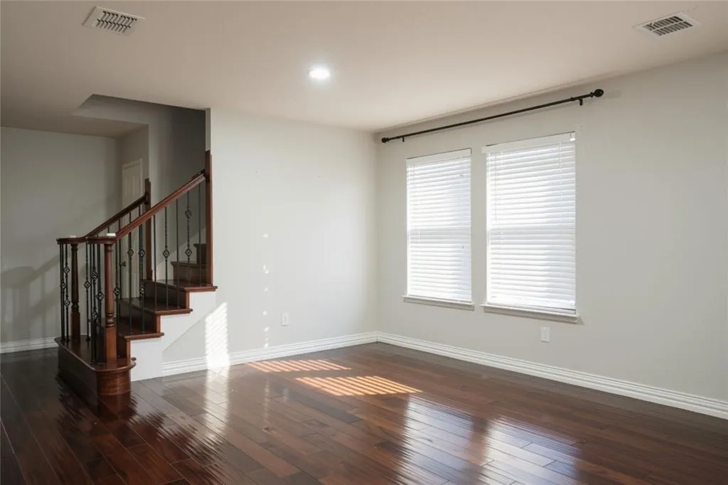 5440 Kleberg Drive