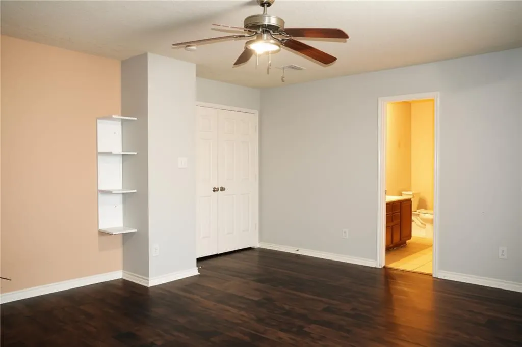 5440 Kleberg Drive