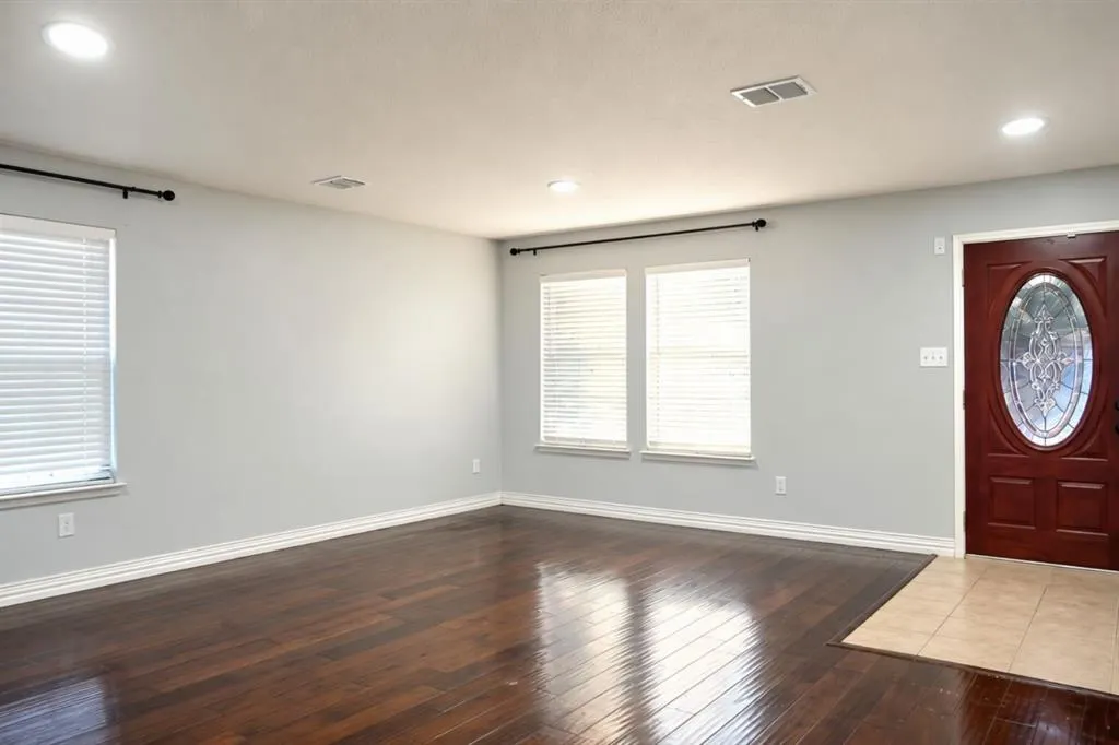 5440 Kleberg Drive