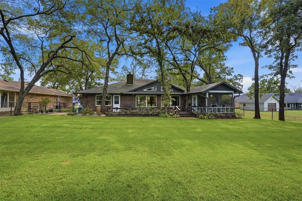 215 Modoc Trail