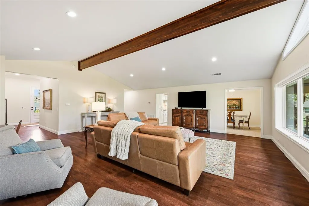 215 Modoc Trail