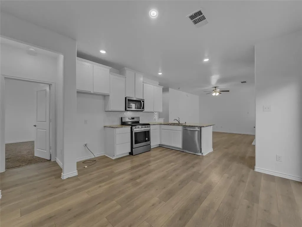 2126 Hobby Drive