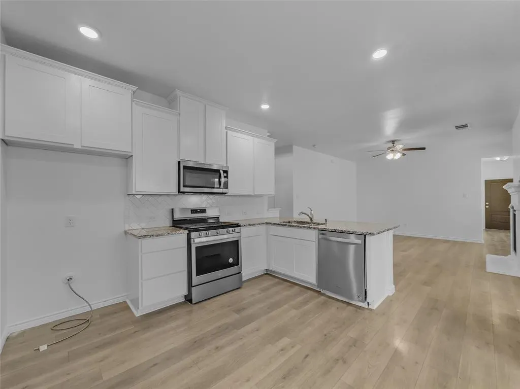 2126 Hobby Drive