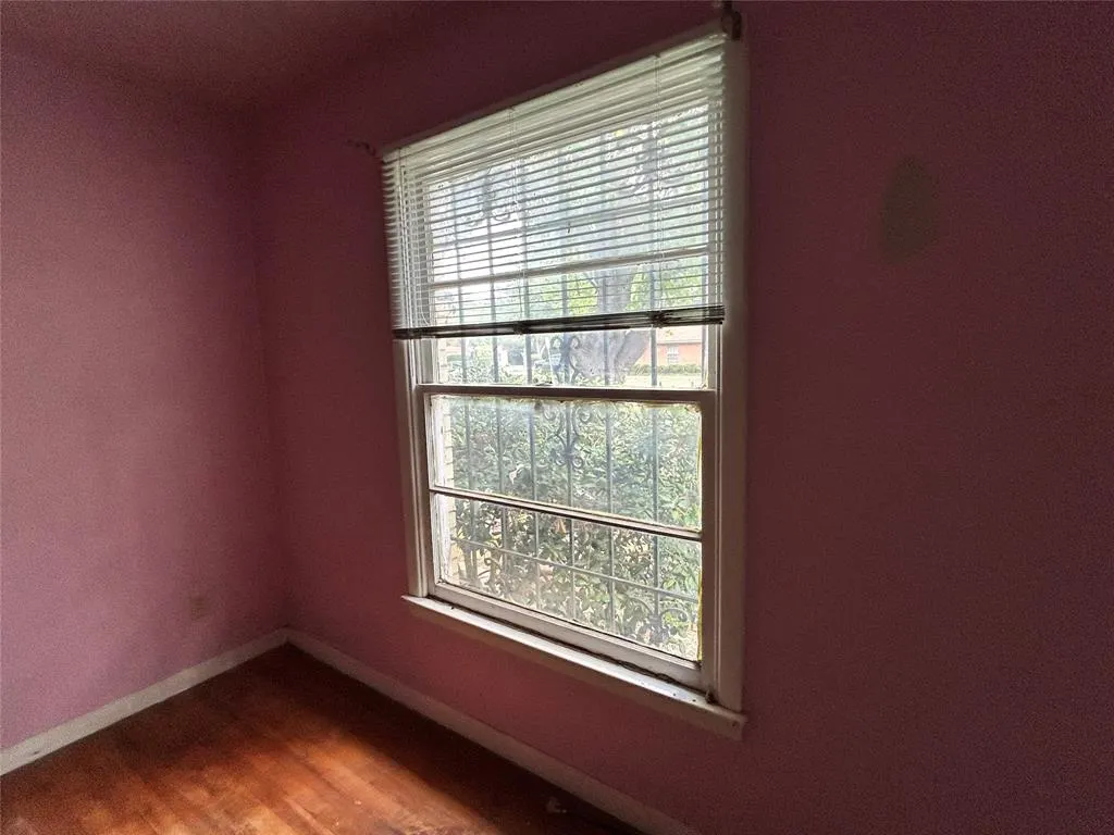 8407 Honeysuckle Lane