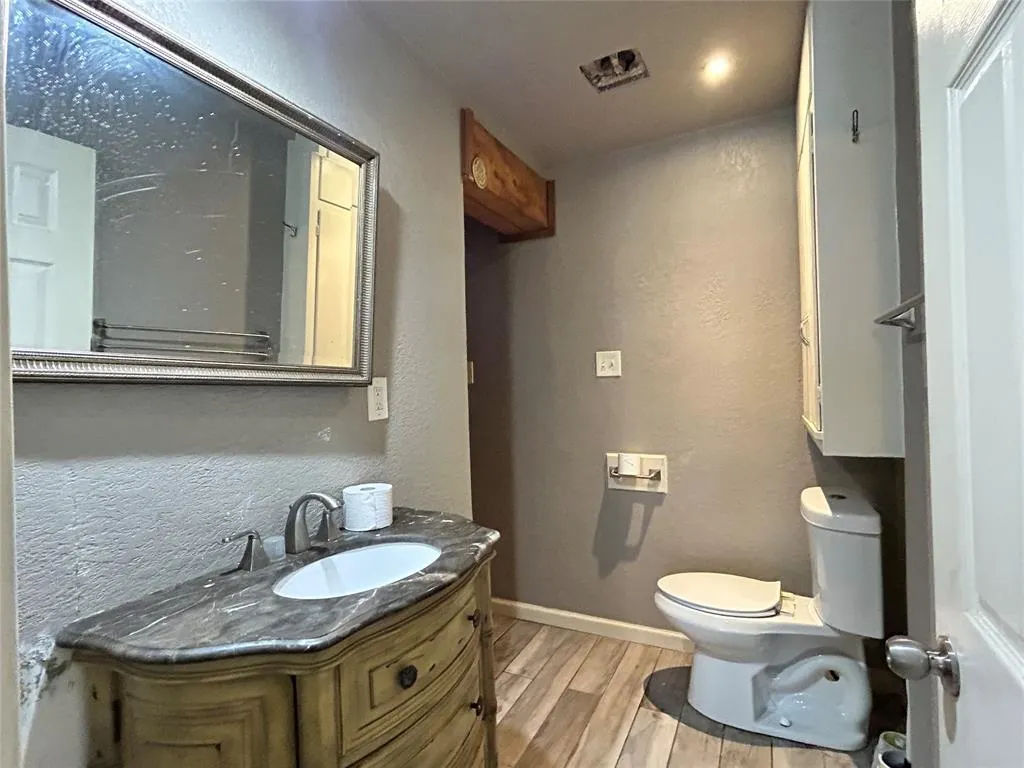 8407 Honeysuckle Lane