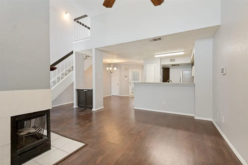 3406 Country Club Drive W #272