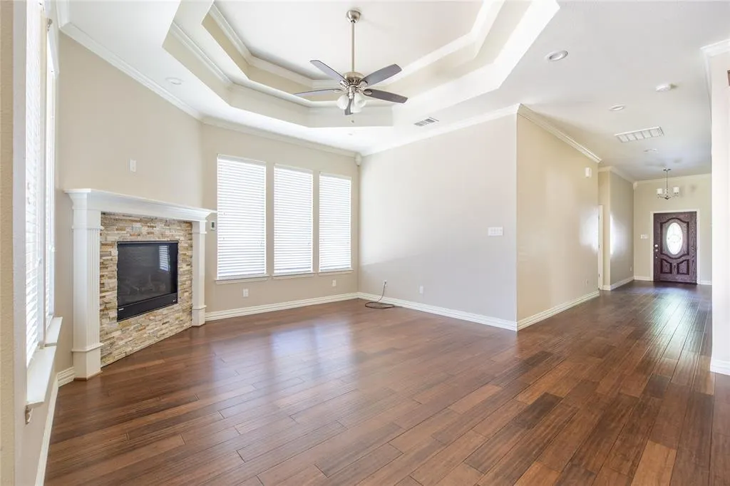 5500 Ledgestone Drive