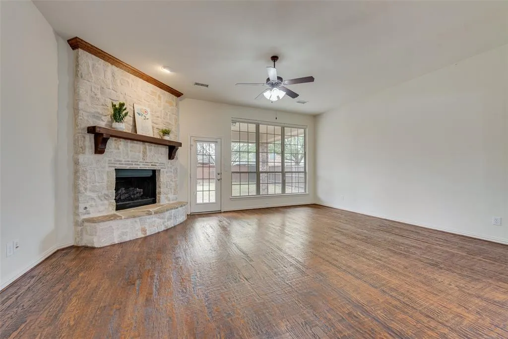 7816 Royal Gorge Lane