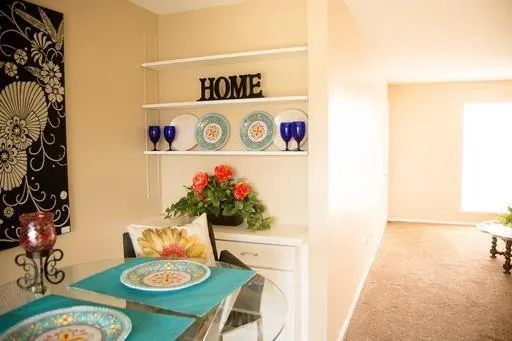 2800 Sayles Boulevard #18 B