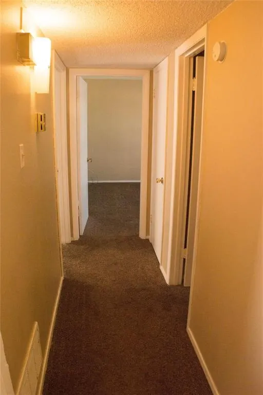 2800 Sayles Boulevard #18 B