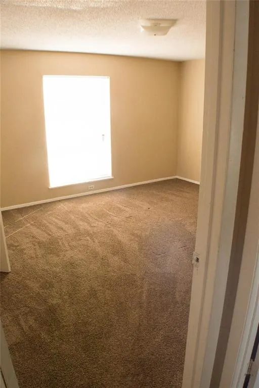 2800 Sayles Boulevard #18 B