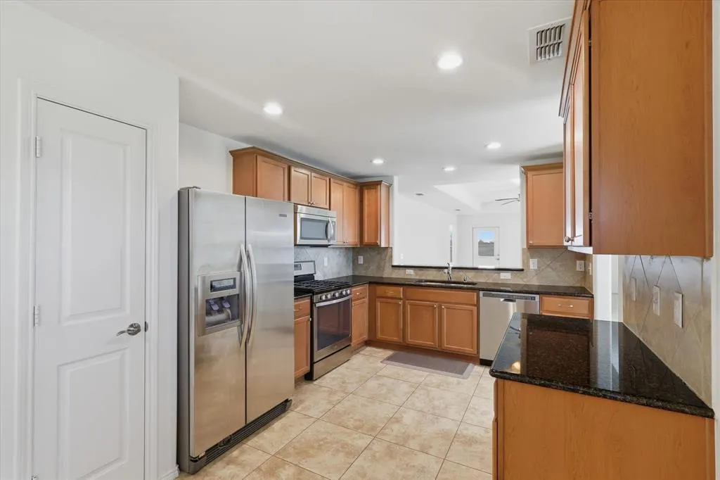 311 Mariposa Lane