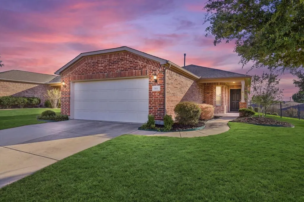 311 Mariposa Lane