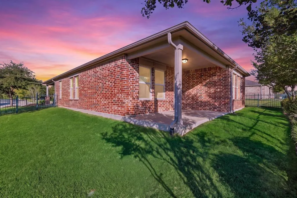 311 Mariposa Lane