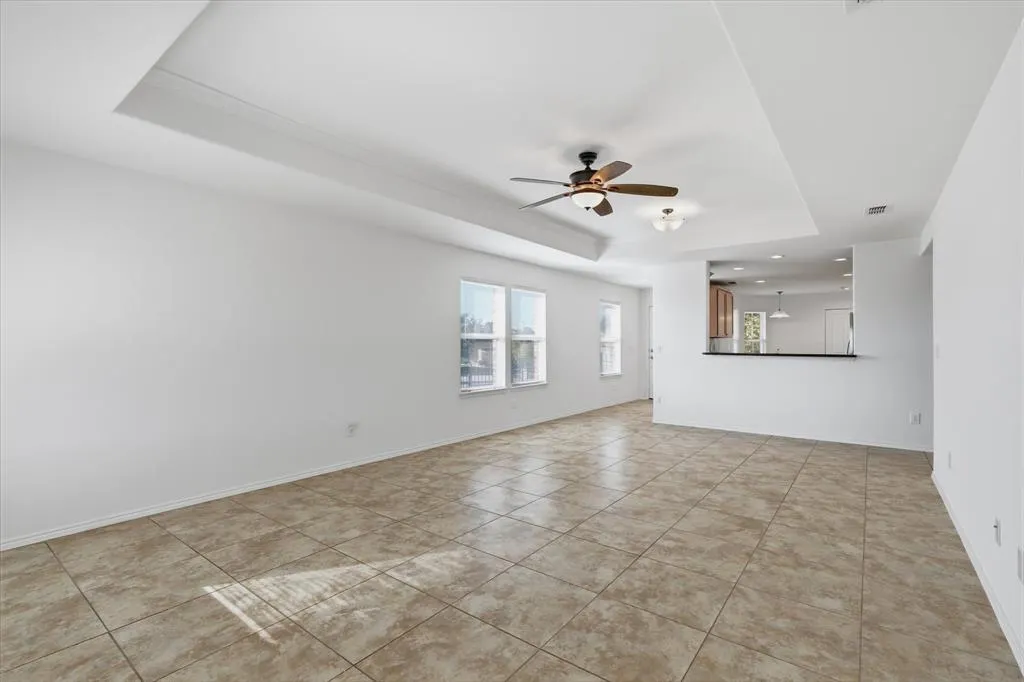 311 Mariposa Lane