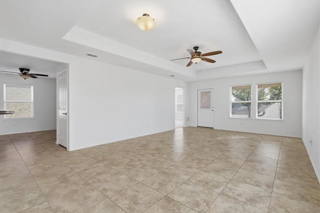 311 Mariposa Lane